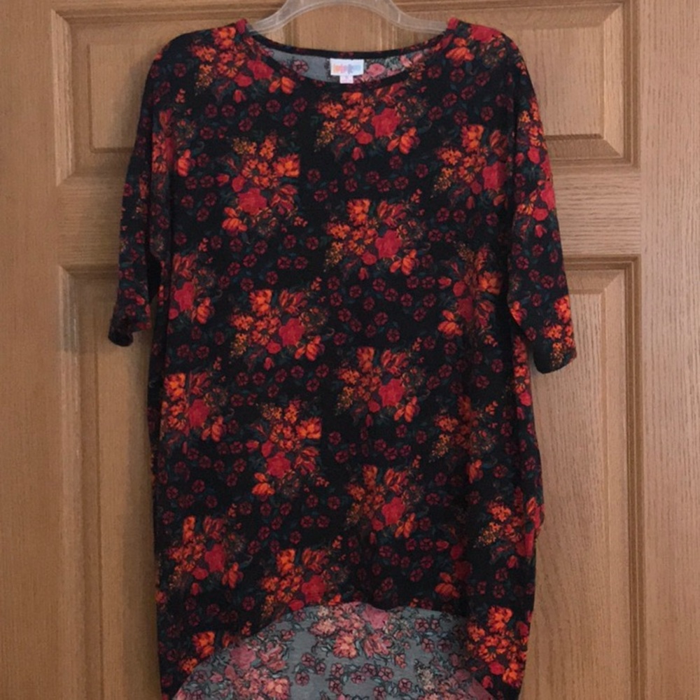 Red Floral LuLaRoe Irma Sz Small